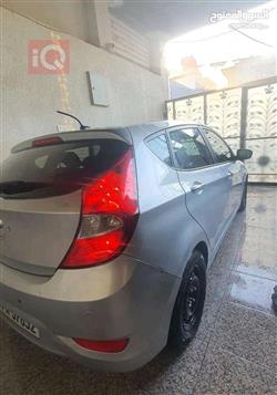 هیوندای ئەکسنت هاچباک